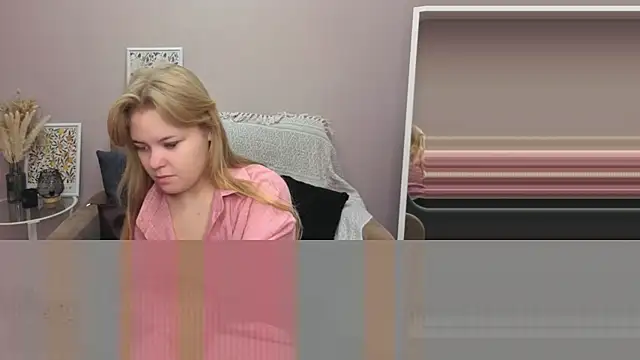 Melissa 199 online show from 10-24-25, 04:09