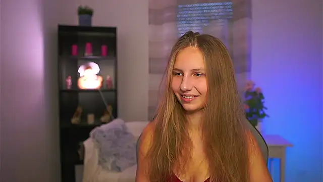 emmie murray online show from 12-19-25, 02:02