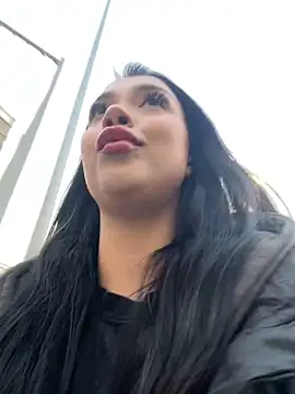 kiss Lissa online show from 10-30-25, 01:23