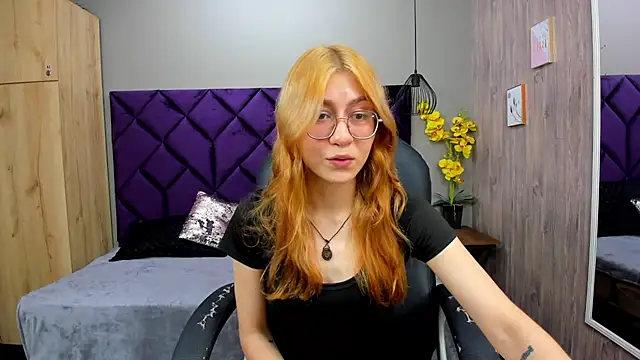 ChloeCampbell03 online show from 11-12-25, 01:11