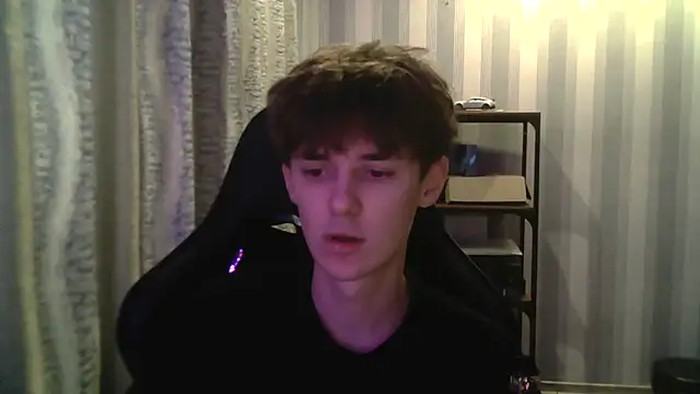 Hoot Dude  online show from 11-28-25, 11:13