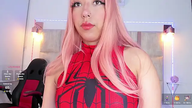 Snapshot of emily__walker chatting on 10-08-25, 12:58 emily walker online show from 10-08-25, 12:58