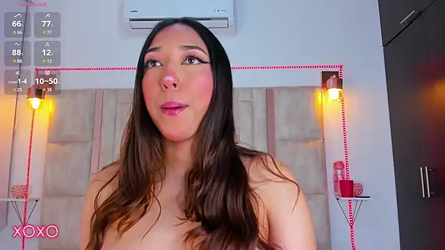 Snapshot of emily__walker chatting on 11-29-25, 01:14 emily walker online show from 11-29-25, 01:14