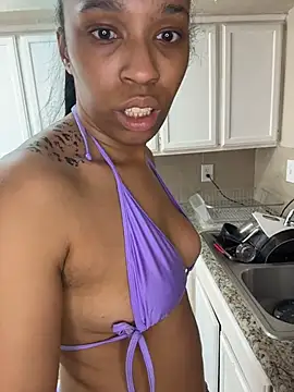 Snapshot of YeahhhitsBreezy chatting on 02-24-26, 10:41 YeahhhitsBreezy online show from 02-24-26, 10:41