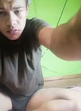 Snapshot of kaland69 chatting on 10-11-25, 06:06 kaland69 online show from 10-11-25, 06:06