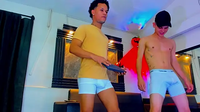 ALEX MILLER25 online show from 10-12-25, 03:49