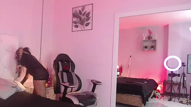 Snapshot of Liv20_ chatting on 01-15-26, 07:39 Liv20 online show from 01-15-26, 07:39