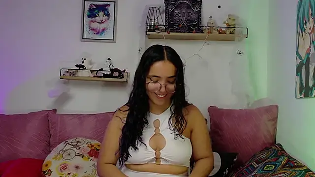 LucyDerby online show from 11-13-25, 02:10