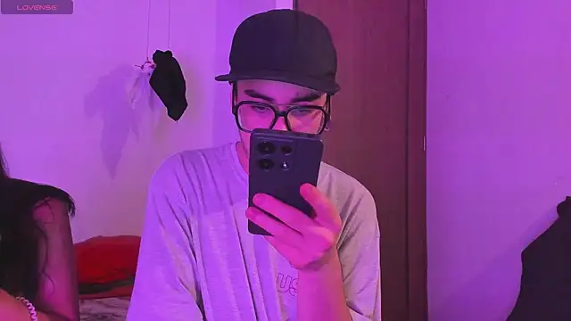 Snapshot of Dirty_Pleasure69 chatting on 11-05-25, 01:49 Dirty Pleasure69 online show from 11-05-25, 01:49