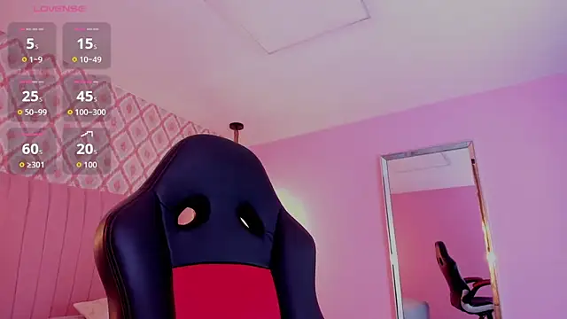 Snapshot of ALAHIACRUZ1 chatting on 11-08-25, 02:34 ALAHIACRUZ1 online show from 11-08-25, 02:34