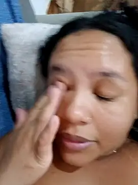 Snapshot of EggedGrowth chatting on 10-13-25, 01:38 EggedGrowth online show from 10-13-25, 01:38