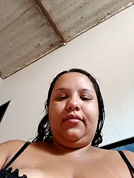 Snapshot of EggedGrowth chatting on 10-25-25, 04:13 EggedGrowth online show from 10-25-25, 04:13