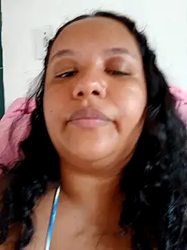 Snapshot of EggedGrowth chatting on 11-09-25, 04:27 EggedGrowth online show from 11-09-25, 04:27