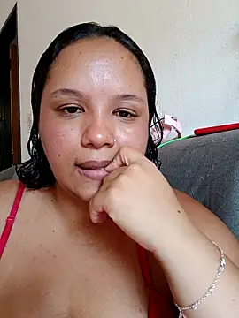 Snapshot of EggedGrowth chatting on 11-10-25, 01:32 EggedGrowth online show from 11-10-25, 01:32