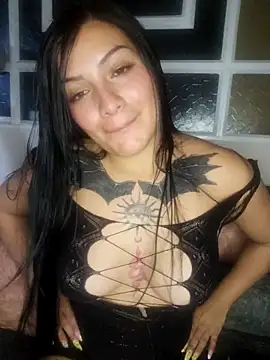 NahomyPearson online show from 09-30-25, 04:01