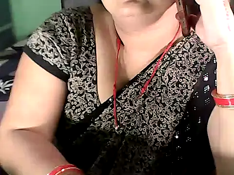 BABITA KUMARII online show from 10-14-25, 04:19
