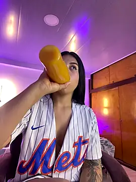 kloe28 online show from 09-30-25, 03:44