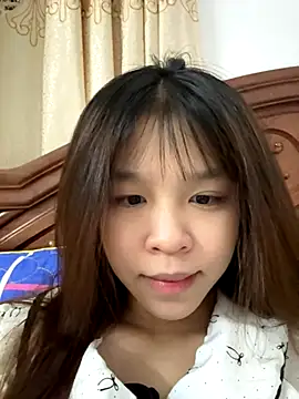 Hanaa07  online show from 12-05-25, 03:15