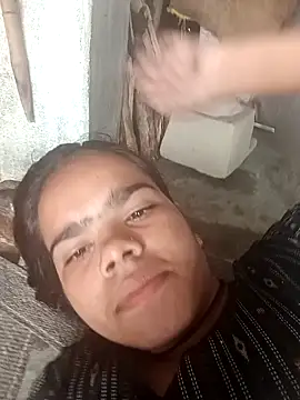 Snapshot of Ok_pooja chatting on 09-28-25, 04:40 Ok pooja online show from 09-28-25, 04:40