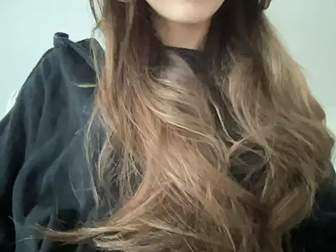 kisssangel online show from 10-24-25, 10:33