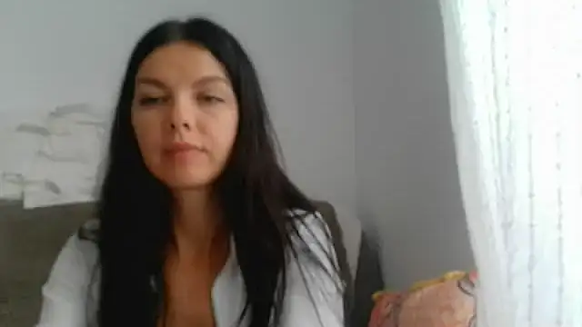 Lorivell online show from 10-29-25, 02:19