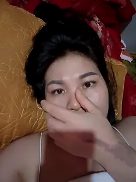 Snapshot of Meoweo_23 chatting on 09-29-25, 09:14 Meoweo 23 online show from 09-29-25, 09:14