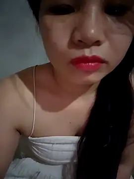 Snapshot of Meoweo_23 chatting on 10-19-25, 06:58 Meoweo 23 online show from 10-19-25, 06:58