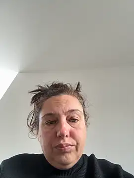 Eleanorxx online show from 10-06-25, 08:56