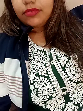 Miss Rose   online show from 11-18-25, 07:24