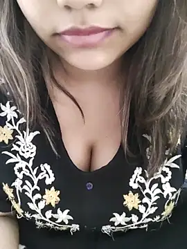 Miss Rose   online show from 11-25-25, 01:05