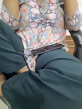 Minakshi 677 online show from 09-30-25, 05:18