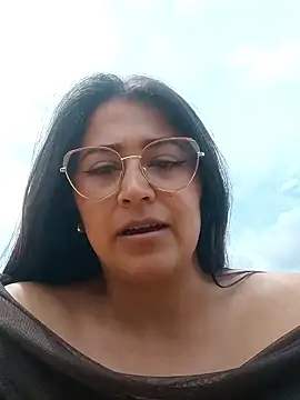 Snapshot of Maria_delos_angeles chatting on 10-22-25, 06:18 Maria delos angeles online show from 10-22-25, 06:18