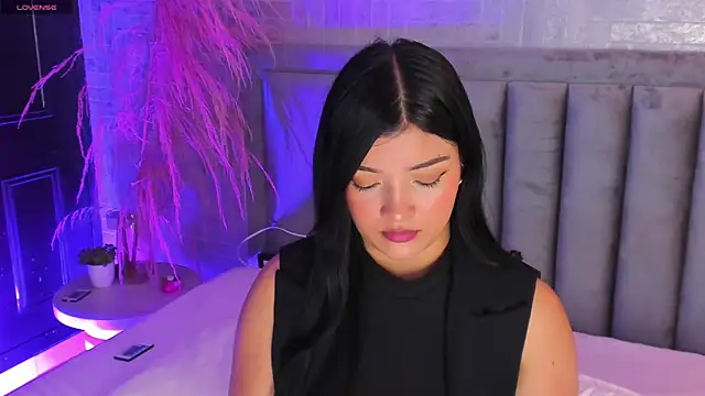 EmmaBlossom online show from 10-02-25, 07:21