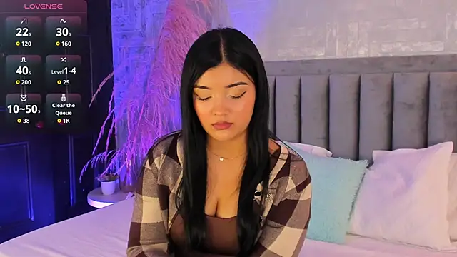 EmmaBlossom online show from 11-05-25, 07:25