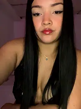 EmmaBlossom online show from 01-13-26, 01:11