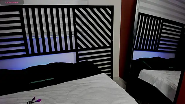 Cattleya veloza   online show from 12-05-25, 08:38