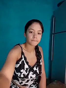 Snapshot of fabulousgirl chatting on 10-25-25, 06:43 fabulousgirl online show from 10-25-25, 06:43