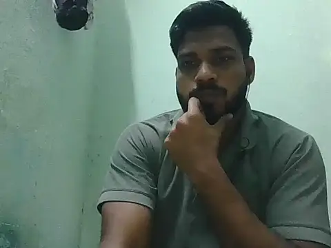 Snapshot of Raw12499 chatting on 10-13-25, 05:13 Raw12499 online show from 10-13-25, 05:13