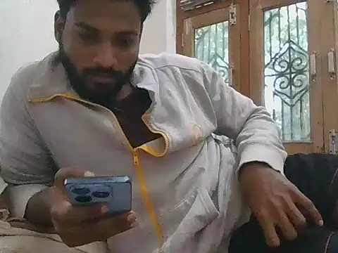 Raw12499 online show from 11-27-25, 04:47