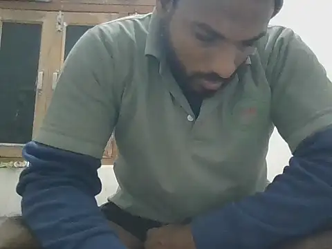 Raw12499 online show from 12-20-25, 01:18