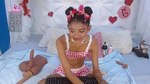 Snapshot of adisson_petite1 chatting on 02-19-26, 05:42 adisson petite1 online show from 02-19-26, 05:42