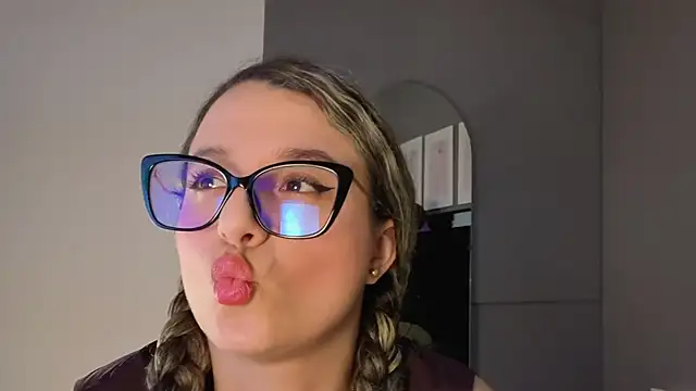 katiaa lovv online show from 03-11-26, 12:22