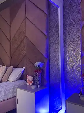 Snapshot of ChloeRosses chatting on 02-10-26, 10:41 ChloeRosses online show from 02-10-26, 10:41