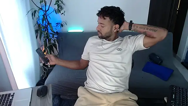 Orlando horny online show from 10-06-25, 03:20