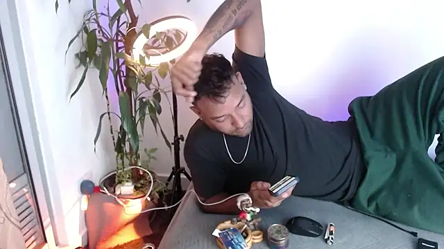 Orlando horny online show from 10-09-25, 03:48