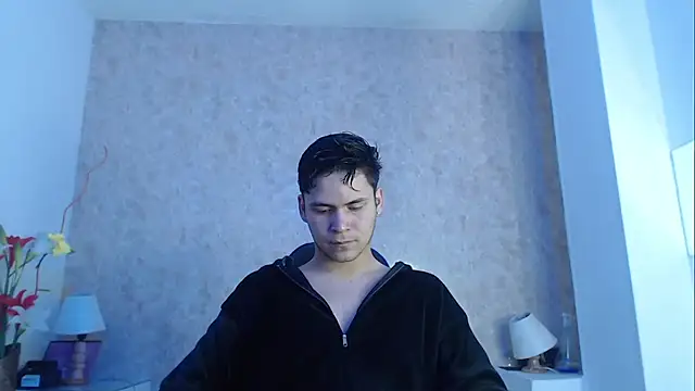 Snapshot of Aaron_Foxxx chatting on 10-03-25, 12:13 Aaron Foxxx online show from 10-03-25, 12:13