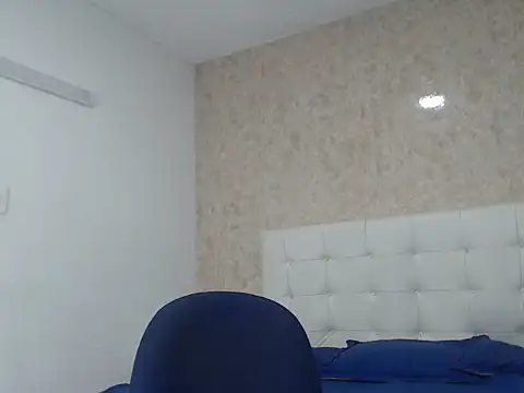 Aaron Foxxx online show from 12-19-25, 08:27