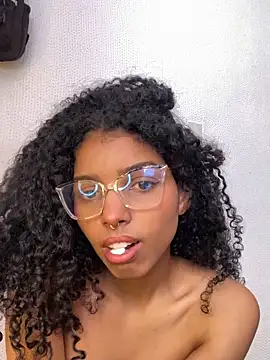 Lia Sin online show from 12-19-25, 03:30