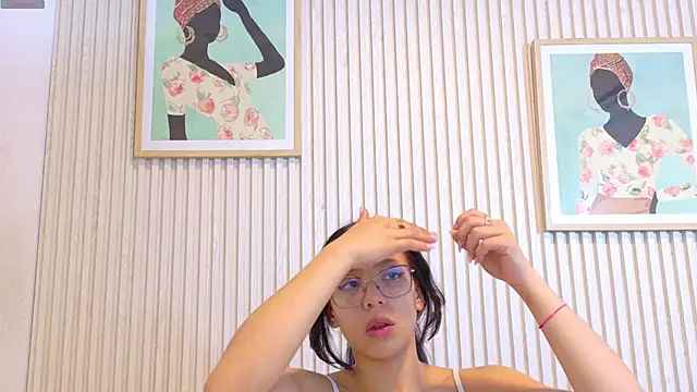 Abrilmirren online show from 04-14-26, 11:27