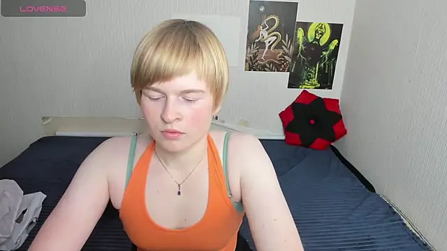 Cattie w  online show from 11-26-25, 01:06